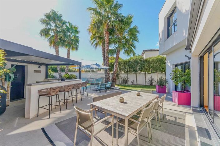 Image No.4-5 Bed House for sale