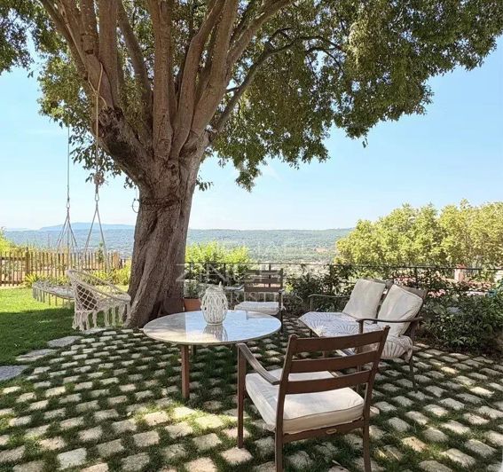 Image No.2-Maison de 6 chambres à vendre à Fayence