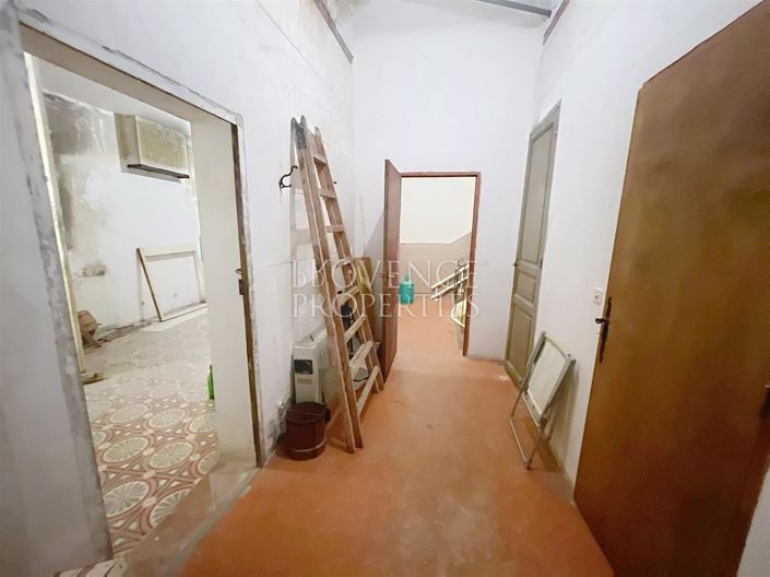 Image No.5-7 Bed Apartment for sale