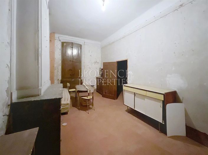 Image No.6-7 Bed Apartment for sale