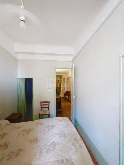 Image No.7-7 Bed Apartment for sale