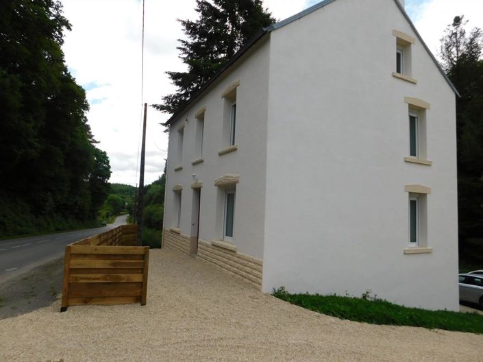 Image No.2-Maison de 4 chambres à vendre à Spézet