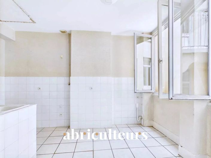 Image No.10-1 Bed Apartment for sale