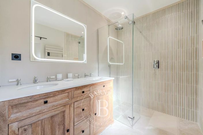 Image No.13-Maison de 6 chambres à vendre à Eygalières