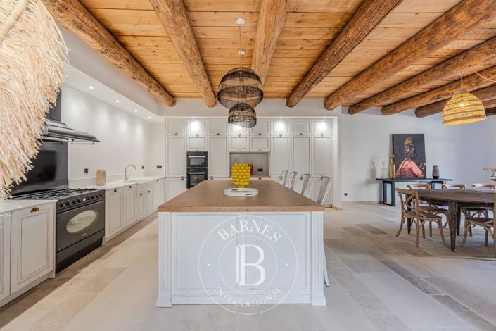 Image No.5-Maison de 6 chambres à vendre à Eygalières