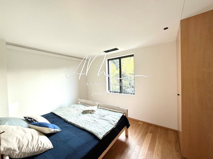 Image No.12-4 Bed House for sale