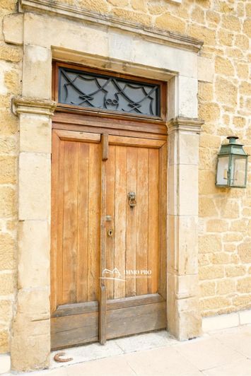 Image No.4-6 Bed House for sale