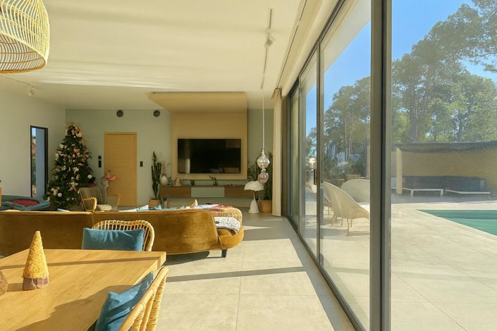 Image No.3-3 Bed House for sale