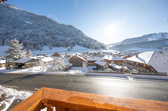 Image No.11-3 Bed House for sale