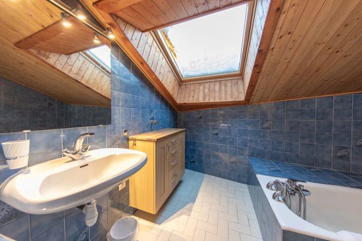 Image No.5-3 Bed House for sale