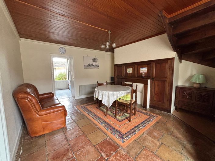 Image No.4-2 Bed House for sale