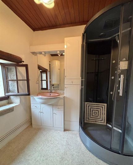 Image No.9-2 Bed House for sale