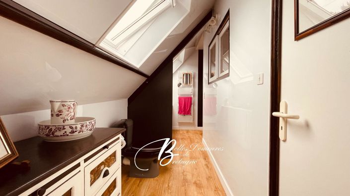 Image No.15-4 Bed House for sale