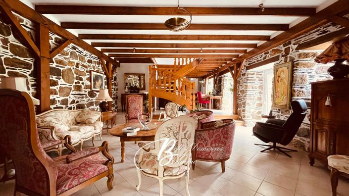 Image No.8-4 Bed House for sale