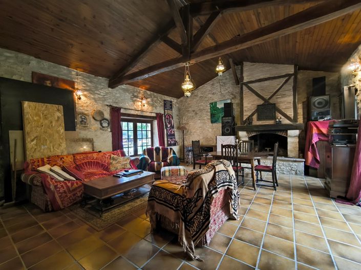 Image No.9-3 Bed House for sale