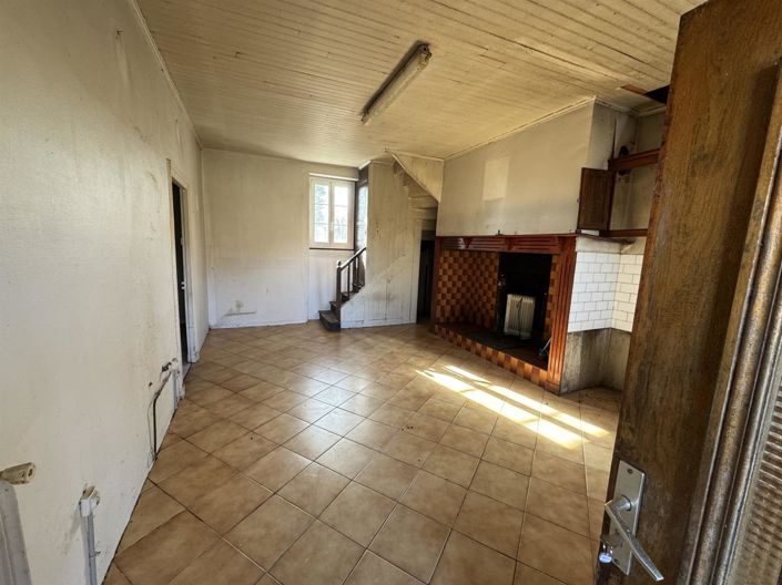 Image No.11-3 Bed House for sale