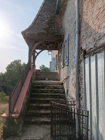 Image No.6-3 Bed House for sale