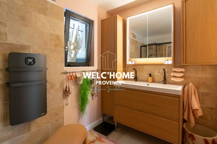 Image No.11-3 Bed House for sale