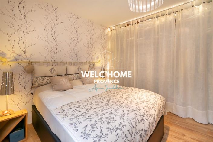 Image No.21-3 Bed House for sale