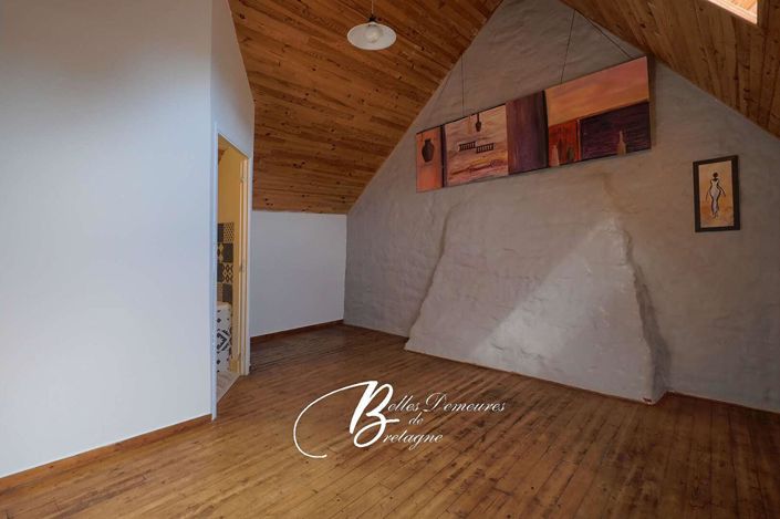 Image No.11-4 Bed House for sale