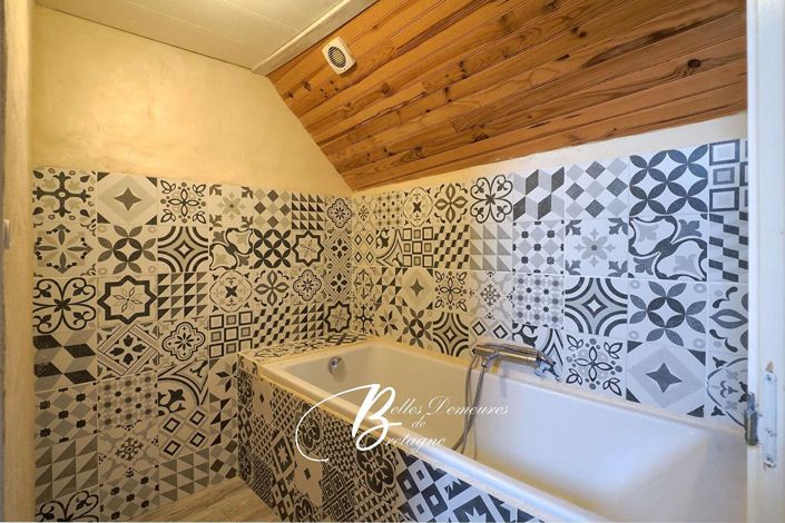 Image No.12-4 Bed House for sale