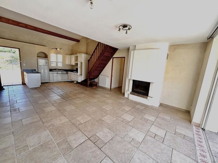 Image No.6-3 Bed House for sale