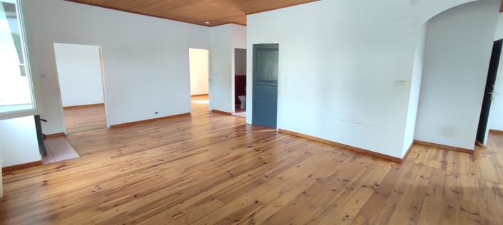 Image No.4-3 Bed House for sale