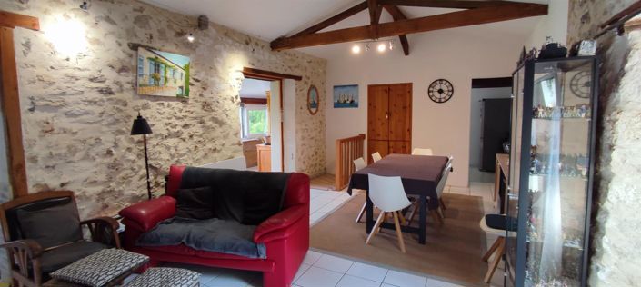 Image No.9-2 Bed House for sale