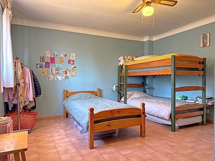 Image No.12-3 Bed House for sale