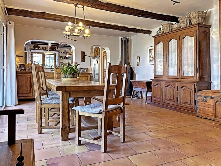 Image No.3-4 Bed House for sale