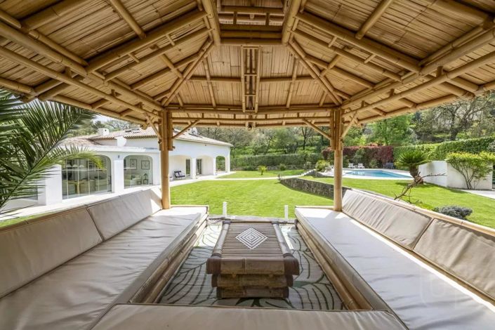 Image No.5-5 Bed House for sale