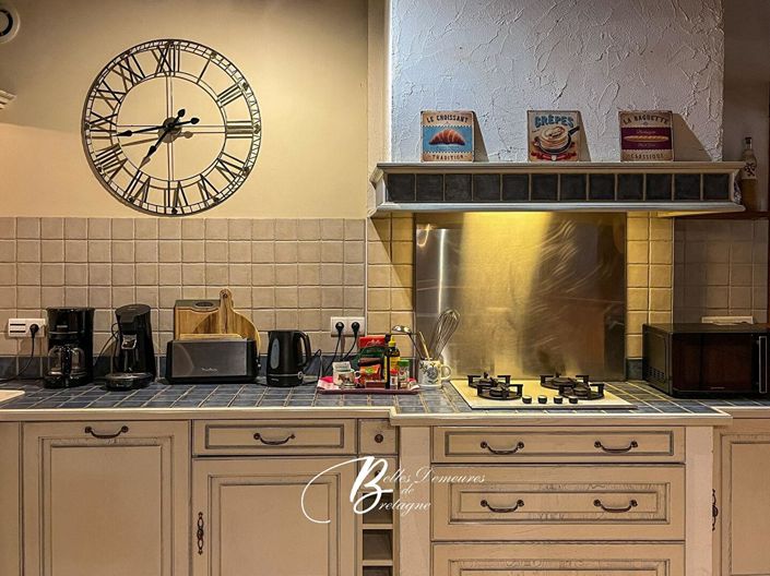 Image No.10-5 Bed House for sale