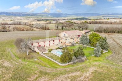 1 - Gordes, House