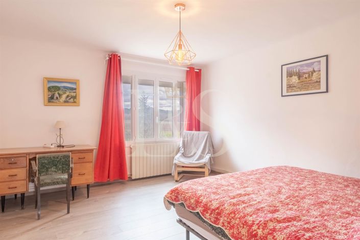 Image No.13-8 Bed House for sale