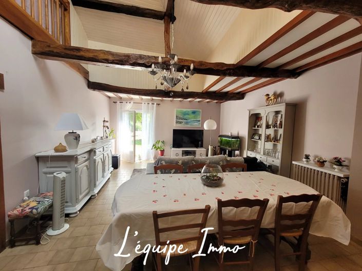 Image No.6-4 Bed House for sale
