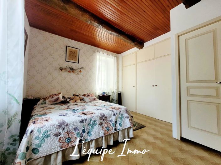 Image No.7-4 Bed House for sale