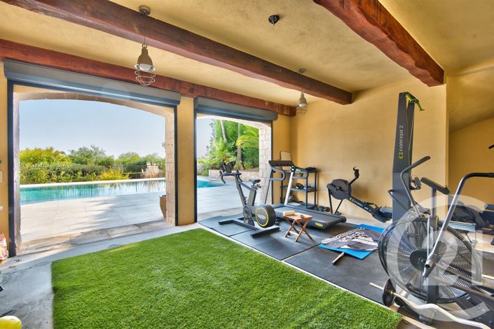 Image No.17-4 Bed House for sale