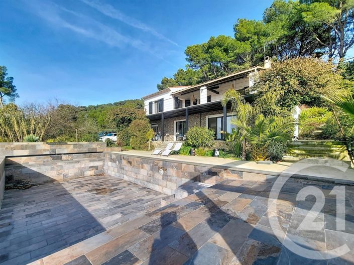 Image No.15-4 Bed House for sale