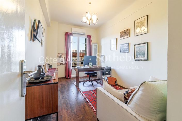 Image No.13-2 Bed Apartment for sale