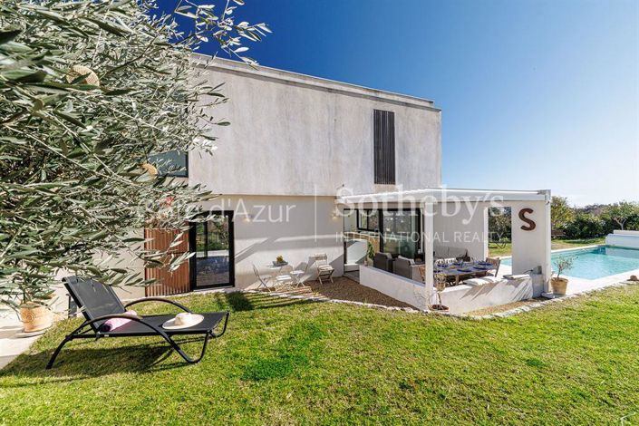 Image No.17-4 Bed House for sale