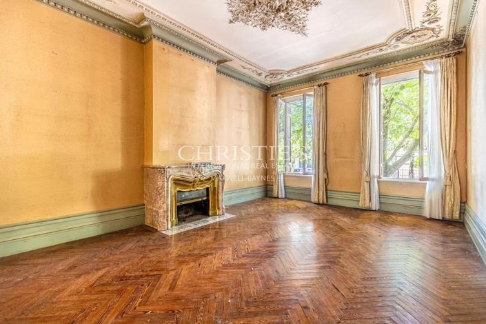 Image No.3-6 Bed House for sale