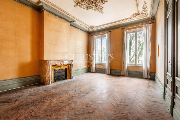 Image No.6-6 Bed House for sale