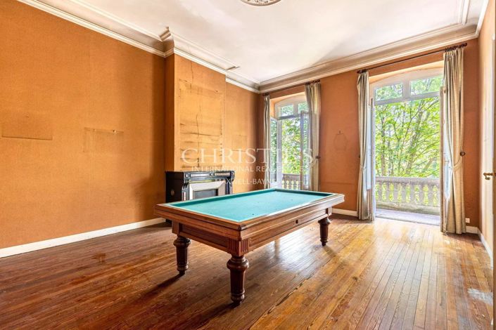 Image No.9-6 Bed House for sale