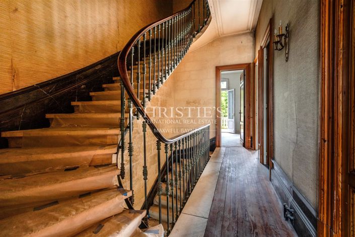 Image No.9-6 Bed House for sale