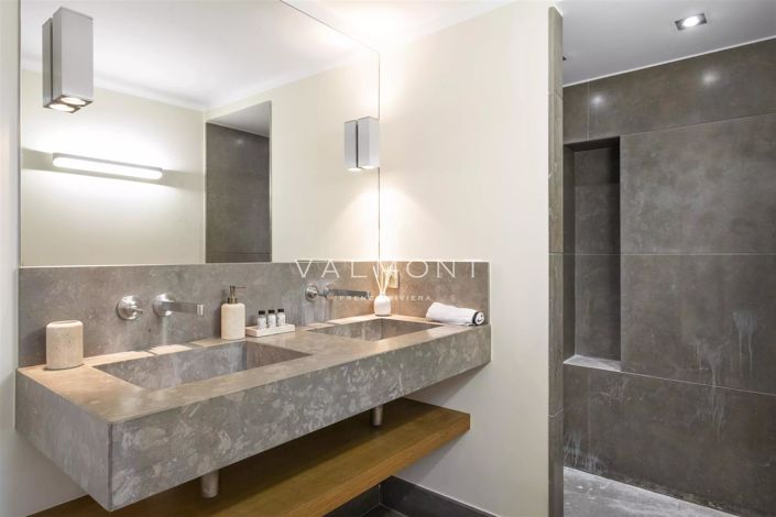 Image No.8-Maison de 5 chambres à vendre à Cannes