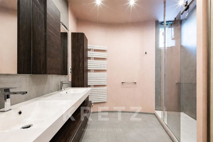 Image No.7-5 Bed Apartment for sale