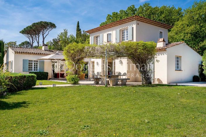Image No.2-Maison de 8 chambres à vendre à Grimaud