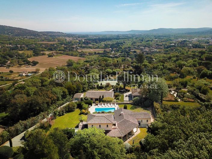 Image No.5-Maison de 8 chambres à vendre à Grimaud