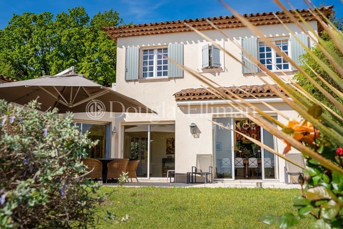 Image No.6-Maison de 8 chambres à vendre à Grimaud