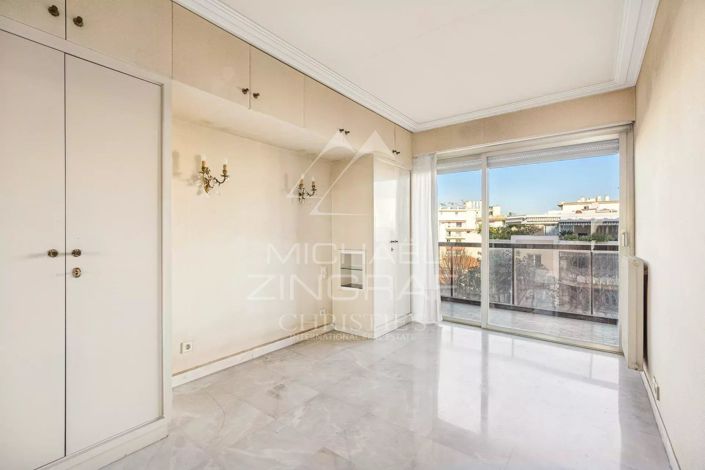 Image No.10-Apartment for sale